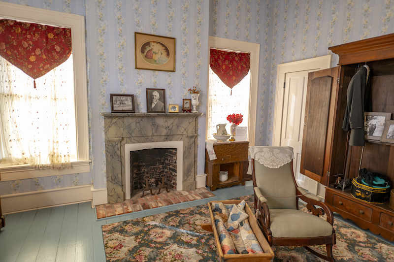 MainBedroom